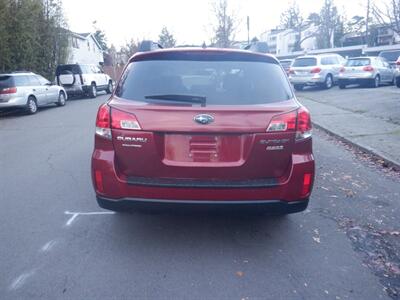 2014 Subaru Outback 2.5i Limited   - Photo 4 - Kirkland, WA 98033