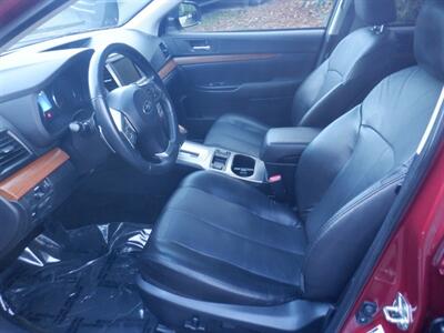 2014 Subaru Outback 2.5i Limited   - Photo 10 - Kirkland, WA 98033