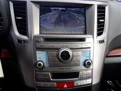 2014 Subaru Outback 2.5i Limited   - Photo 10 - Kirkland, WA 98033