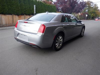 2016 Chrysler 300 Series AWD   - Photo 5 - Kirkland, WA 98033
