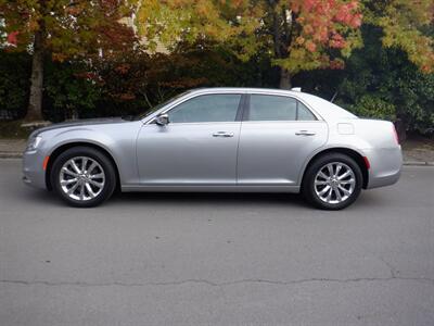 2016 Chrysler 300 Series AWD   - Photo 2 - Kirkland, WA 98033