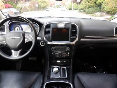 2016 Chrysler 300 Series AWD   - Photo 16 - Kirkland, WA 98033