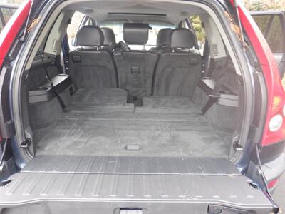 2004 Volvo XC90 T6   - Photo 13 - Kirkland, WA 98033