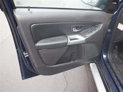 2004 Volvo XC90 T6   - Photo 19 - Kirkland, WA 98033