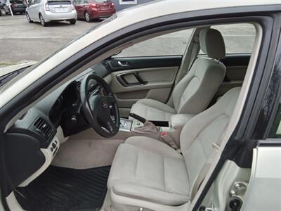 2007 Subaru Outback 2.5i Basic AWD   - Photo 9 - Kirkland, WA 98033