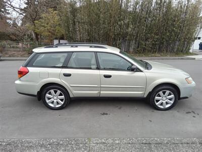 2007 Subaru Outback 2.5i Basic AWD   - Photo 6 - Kirkland, WA 98033