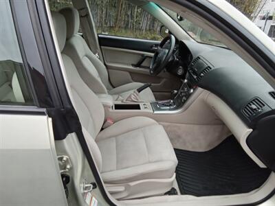 2007 Subaru Outback 2.5i Basic AWD   - Photo 11 - Kirkland, WA 98033
