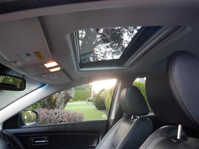 2011 Mazda CX-9 Grand Touring   - Photo 11 - Kirkland, WA 98033