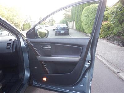 2011 Mazda CX-9 Grand Touring   - Photo 19 - Kirkland, WA 98033