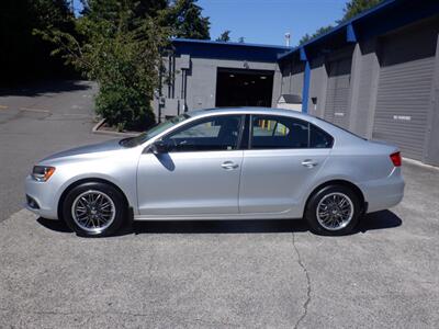 2012 Volkswagen Jetta S   - Photo 2 - Kirkland, WA 98033