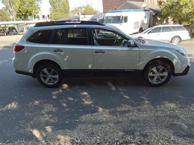2013 Subaru Outback 2.5i Limited - Photo 6 - Kirkland, WA 98033