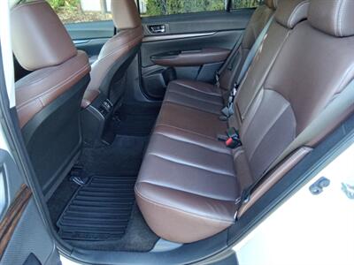 2013 Subaru Outback 2.5i Limited - Photo 10 - Kirkland, WA 98033