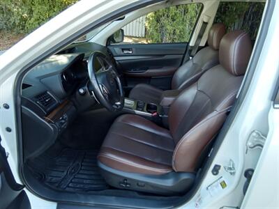 2013 Subaru Outback 2.5i Limited - Photo 9 - Kirkland, WA 98033