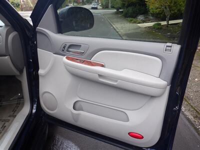 2007 Chevrolet Tahoe LS 4dr SUV   - Photo 19 - Kirkland, WA 98033