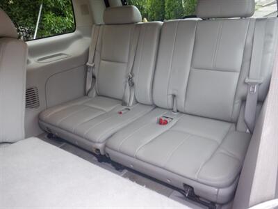 2007 Chevrolet Tahoe LS 4dr SUV   - Photo 11 - Kirkland, WA 98033