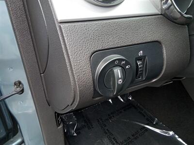 2006 Ford Mustang V6 Standard - Photo 17 - Kirkland, WA 98033