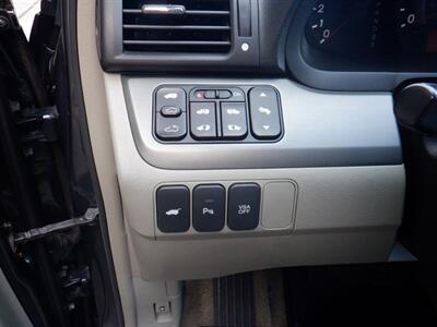 2006 Honda Odyssey Touring   - Photo 20 - Kirkland, WA 98033