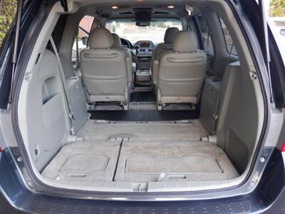 2006 Honda Odyssey Touring   - Photo 10 - Kirkland, WA 98033