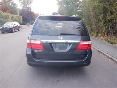 2006 Honda Odyssey Touring   - Photo 4 - Kirkland, WA 98033