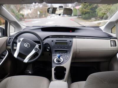 2010 Toyota Prius   - Photo 10 - Kirkland, WA 98033