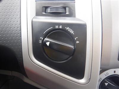 2009 Toyota Tacoma SR5 Double Cab 4x4 V6   - Photo 17 - Kirkland, WA 98033