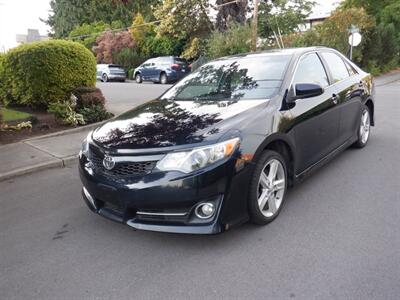 2012 Toyota Camry SE   - Photo 1 - Kirkland, WA 98033