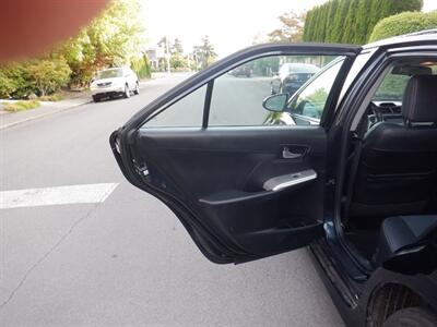 2012 Toyota Camry SE   - Photo 13 - Kirkland, WA 98033