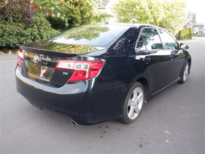 2012 Toyota Camry SE   - Photo 5 - Kirkland, WA 98033