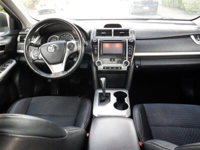 2012 Toyota Camry SE   - Photo 11 - Kirkland, WA 98033
