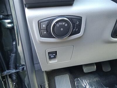 2015 Ford F-150 SuperCrew 4x4 - Photo 18 - Kirkland, WA 98033