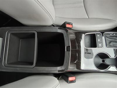 2015 Kia Sorento SX Limited AWD - Photo 29 - Kirkland, WA 98033