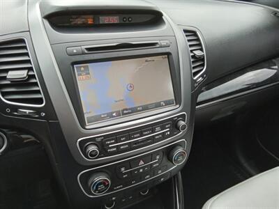 2015 Kia Sorento SX Limited AWD - Photo 19 - Kirkland, WA 98033