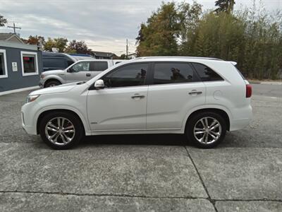 2015 Kia Sorento SX Limited AWD - Photo 2 - Kirkland, WA 98033