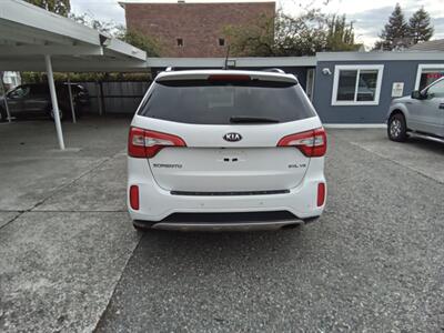 2015 Kia Sorento SX Limited AWD - Photo 4 - Kirkland, WA 98033