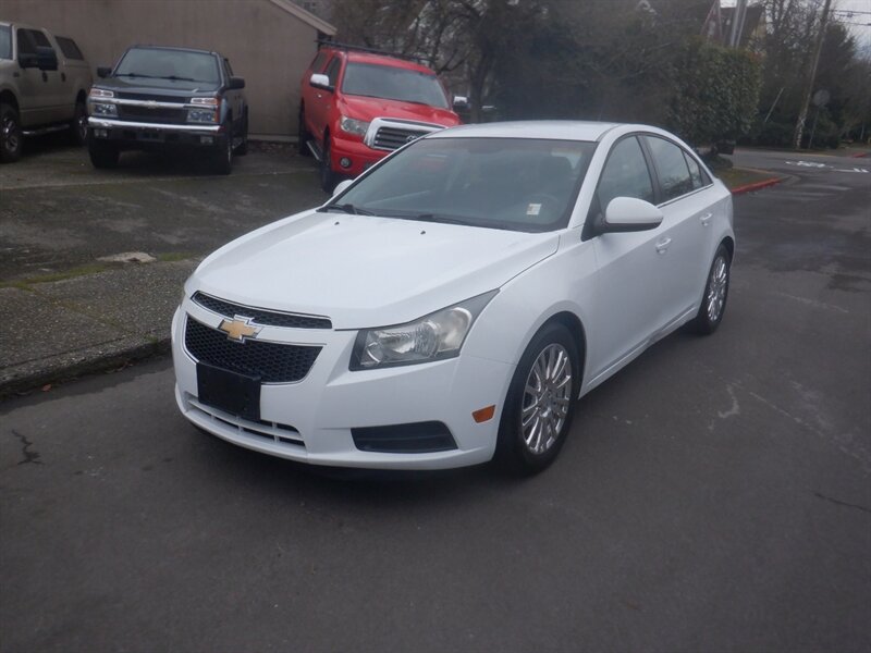 2012 Chevrolet Cruze Eco Sedan FWD