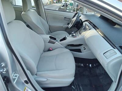 2013 Toyota Prius Three   - Photo 14 - Kirkland, WA 98033