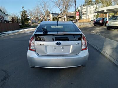 2013 Toyota Prius Three   - Photo 4 - Kirkland, WA 98033
