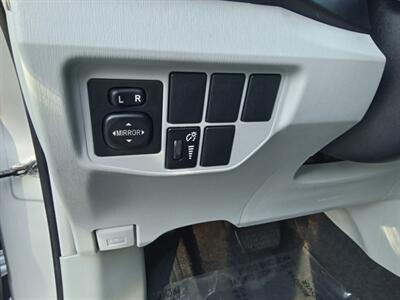 2013 Toyota Prius Three   - Photo 21 - Kirkland, WA 98033