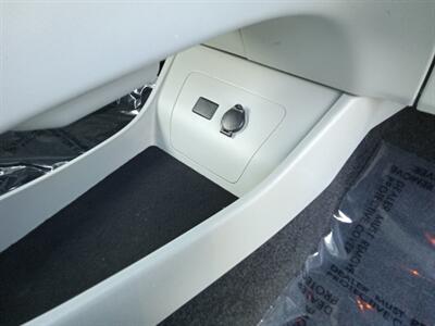 2013 Toyota Prius Three   - Photo 17 - Kirkland, WA 98033