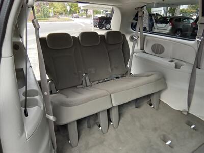 2006 Dodge Grand Caravan SXT   - Photo 18 - Kirkland, WA 98033