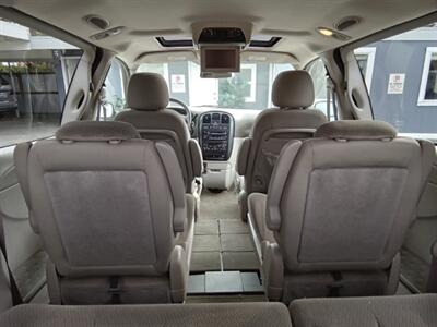 2006 Dodge Grand Caravan SXT   - Photo 16 - Kirkland, WA 98033