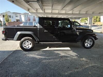 2020 Jeep Gladiator Sport S - Photo 6 - Kirkland, WA 98033