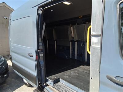 2020 Ford Transit 250   - Photo 20 - Kirkland, WA 98033