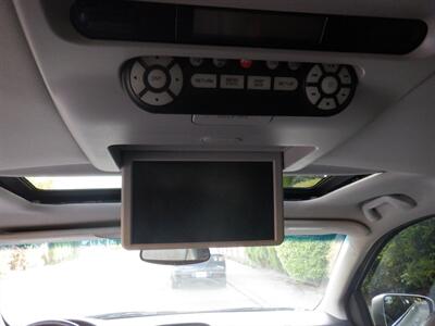 2007 Honda Odyssey Touring   - Photo 12 - Kirkland, WA 98033