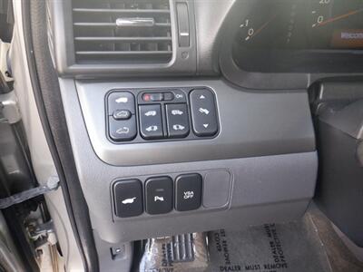 2007 Honda Odyssey Touring   - Photo 17 - Kirkland, WA 98033