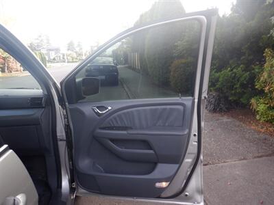 2007 Honda Odyssey Touring   - Photo 15 - Kirkland, WA 98033