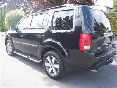 2013 Honda Pilot Touring   - Photo 3 - Kirkland, WA 98033