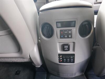 2013 Honda Pilot Touring   - Photo 12 - Kirkland, WA 98033