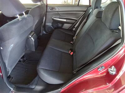 2015 Subaru Impreza 2.0i   - Photo 9 - Kirkland, WA 98033