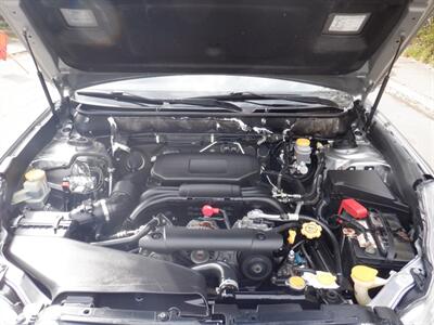 2010 Subaru Outback 2.5i Premium   - Photo 16 - Kirkland, WA 98033